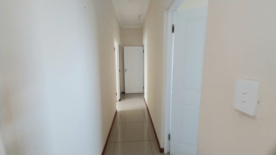 3 Bedroom Property for Sale in Graceland Eastern Cape